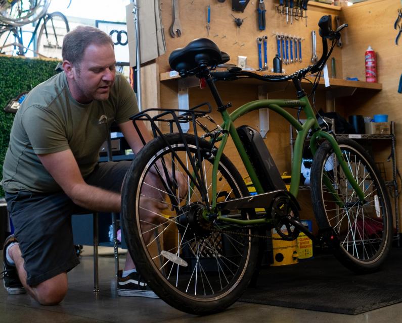 Bike Tech Fixing a Bike 